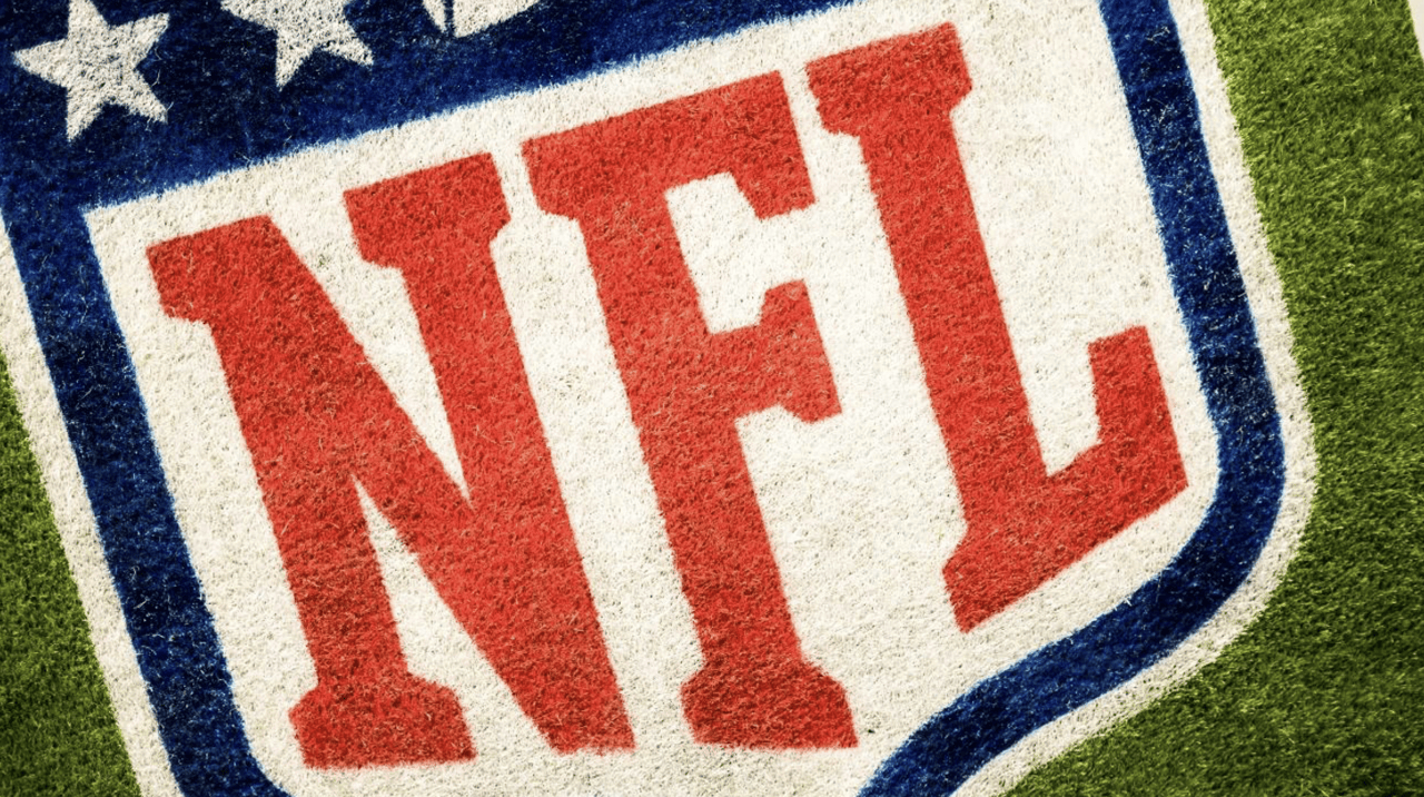 How to Write a Blog About Football and the NFL